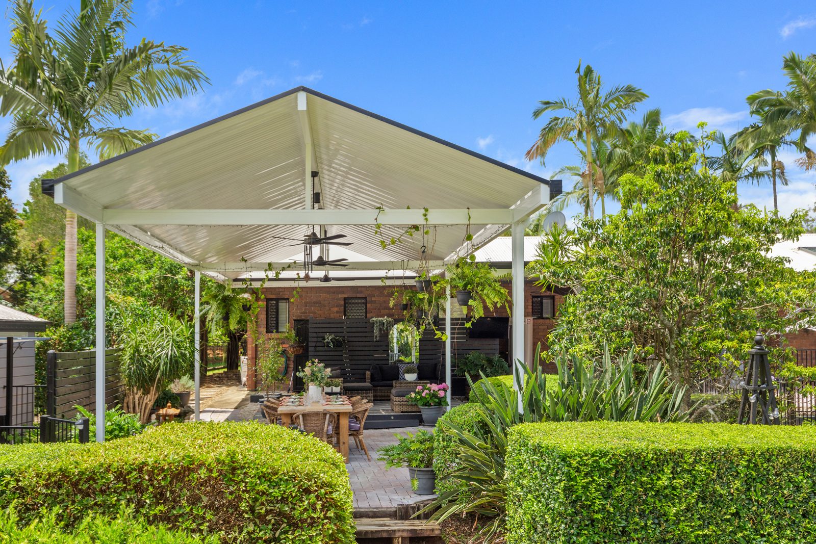 https://www.apollopatios.com.au/app/uploads/2023/03/1E4A4522-2.jpg?utm_source=chatgpt.com