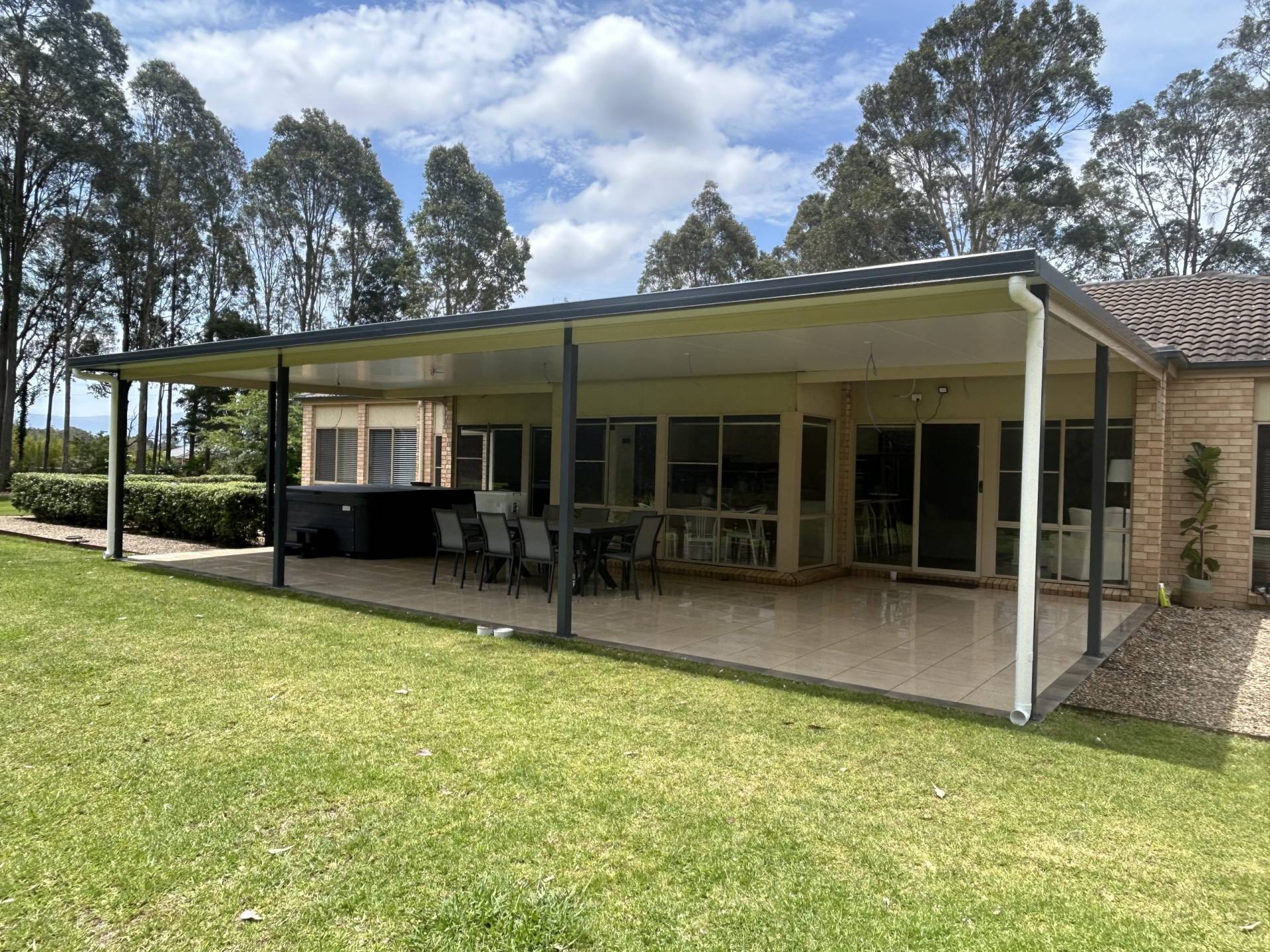 Alfresco Vs Patio - What's The Difference?