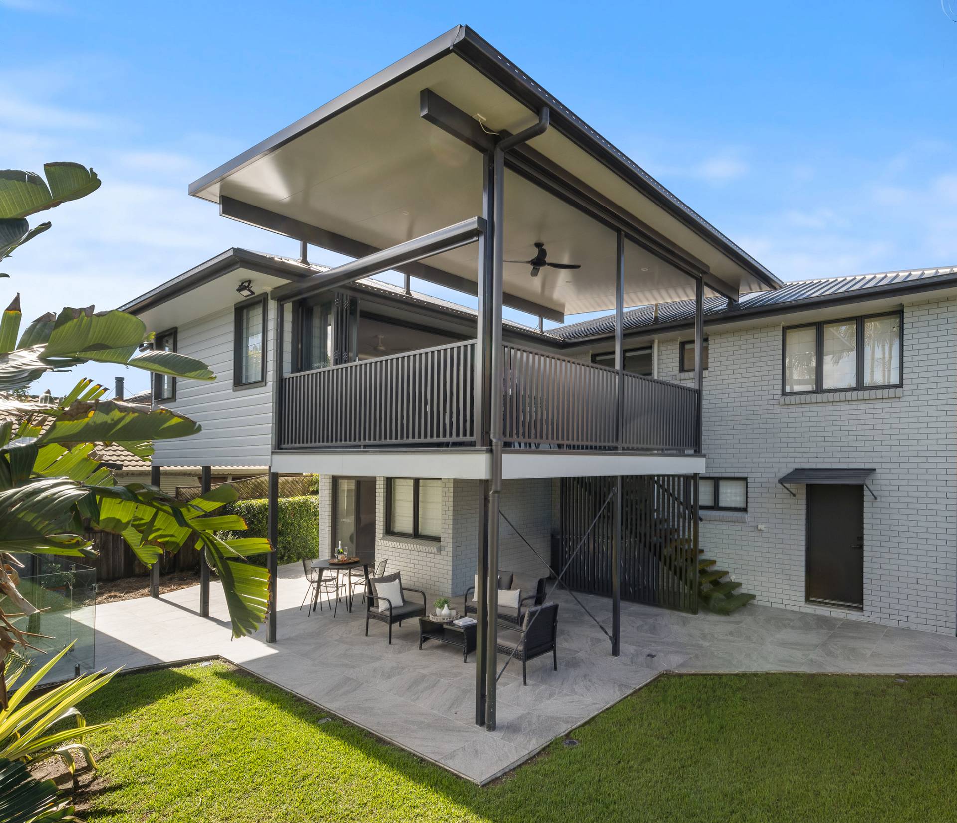 Alfresco Vs Patio - What's The Difference?